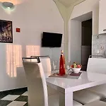 Apatrmani Tuta Kukljica